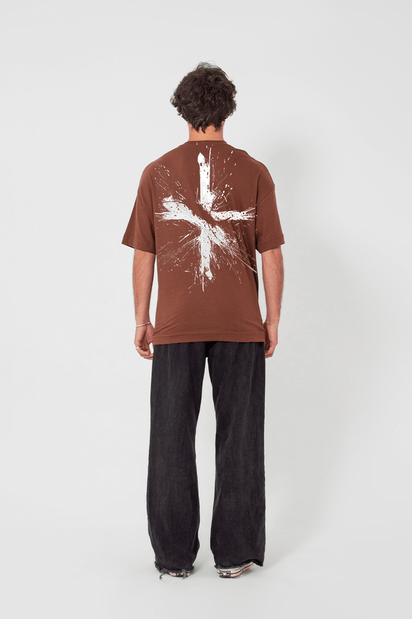 Camiseta Oversized Básica - Light in Chaos - Marrom - Urban Scars