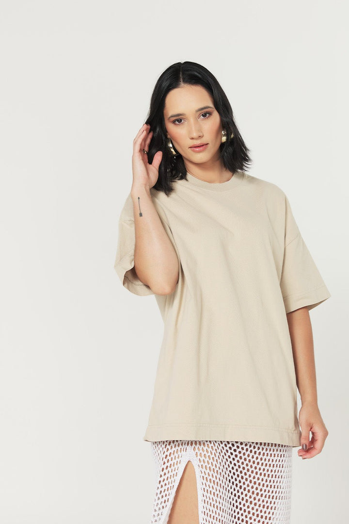 Camiseta Oversized Prime Lisa - Areia - Urban Scars